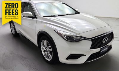 2017 Infiniti QX30 Premium