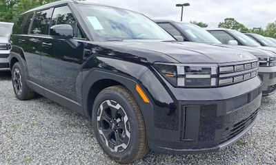 2027 Hyundai Santa FE SE