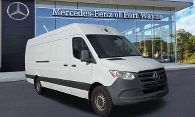 2022 Mercedes-Benz Sprinter 907 VS30