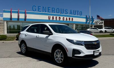 2022 Chevrolet Equinox LS 1FL