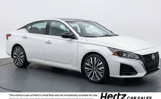 2025 Nissan Altima SV