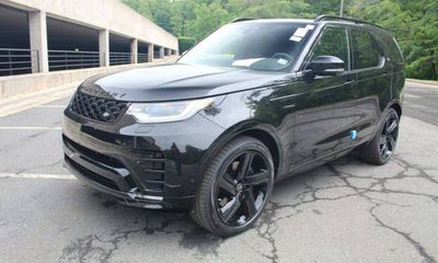 2025 Land Rover Discovery P360 Dynamic SE