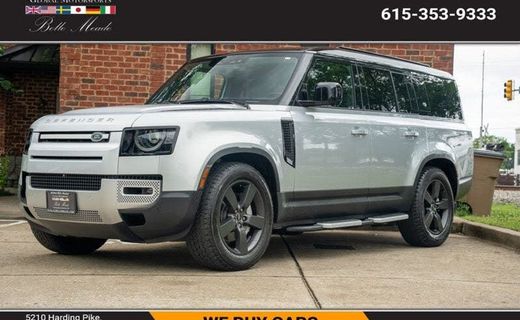 2023 Land Rover Defender 130 SE