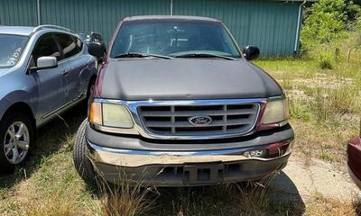 2003 Ford F-150 XLT