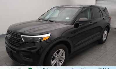 2023 Ford Explorer Base