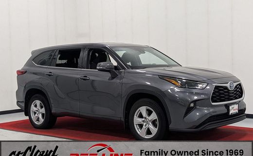 2022 Toyota Highlander LE