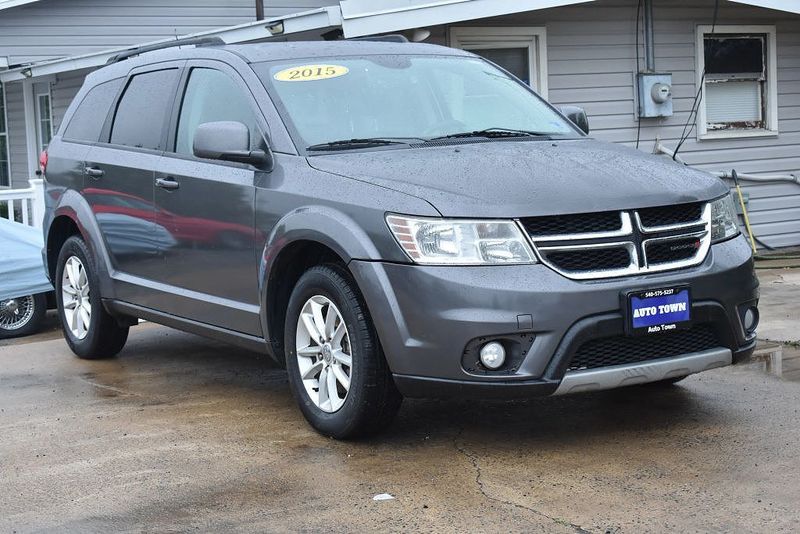 2015 Dodge Journey — a typically priced live listing