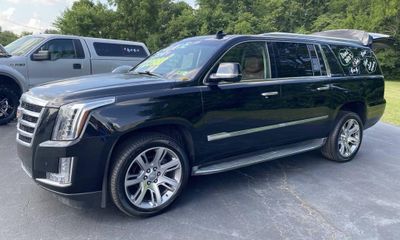 2015 Cadillac Escalade ESV Premium