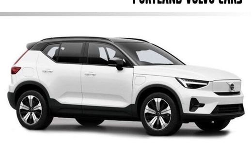 2023 Volvo XC40 Plus Dark