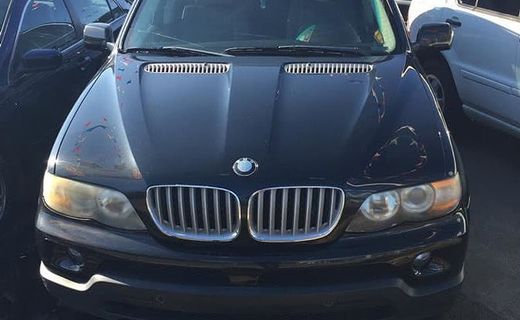 2005 BMW X5 4 4I
