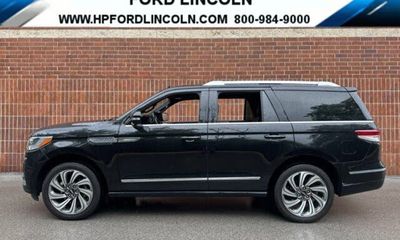 2023 Lincoln Navigator Reserve