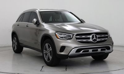 2022 Mercedes-Benz GLC-Class GLC300