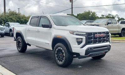 2026 GMC Canyon AT4