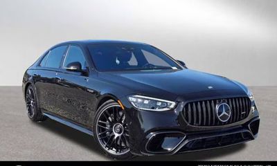 2026 Mercedes-Benz S-Class AMG S63E