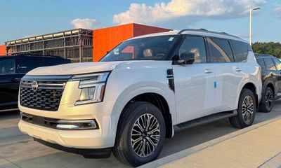 2026 Nissan Armada SL