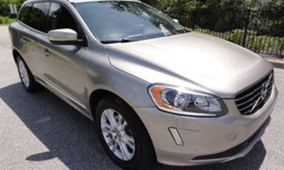 2015 Volvo XC60 Premier NON R