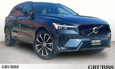 2024 Volvo XC60 Plus Dark