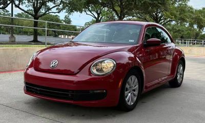 2016 Volkswagen Beetle 1 8T S