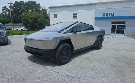 2026 Tesla Cybertruck Base