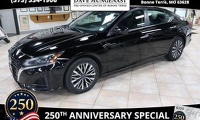 2024 Nissan Altima SV