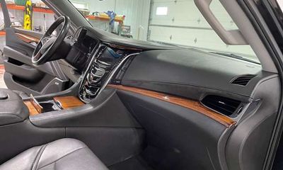 2016 Cadillac Escalade ESV Luxury