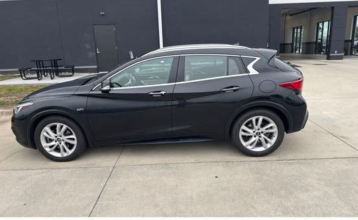 2019 Infiniti QX30 Luxe