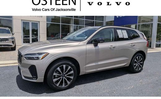 2024 Volvo XC60 Plus Dark