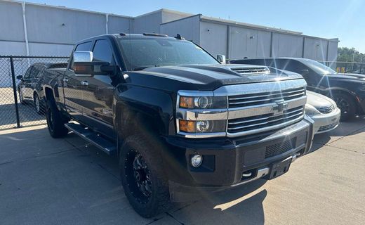 2017 Chevrolet Silverado High Country