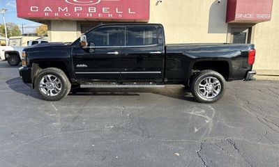 2017 Chevrolet Silverado High Country