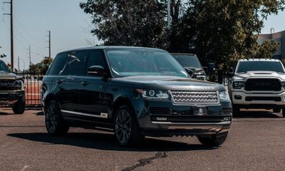 2017 Land Rover Range V8 Supercharged LWB