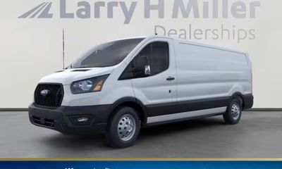 2025 Ford Transit LOW Roof