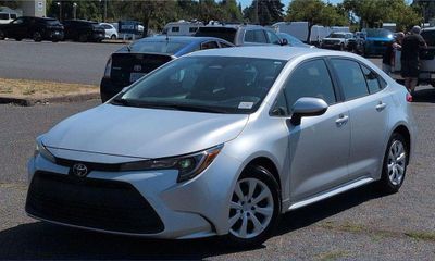 2024 Toyota Corolla L LE W