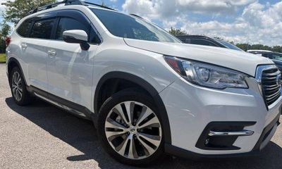 2021 Subaru Ascent Limited 7 ES