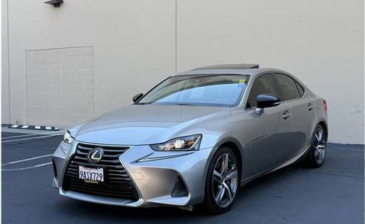 2017 Lexus IS 200T