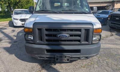 2014 Ford E-350 E 350 XLT