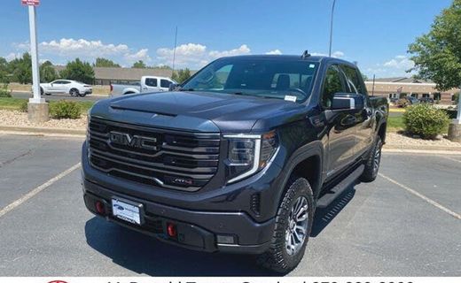 2023 GMC Sierra AT4