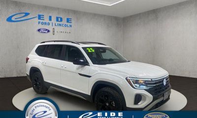 2025 Volkswagen Atlas 4Motion Peak Edition