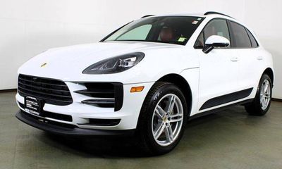 2021 Porsche Macan Base