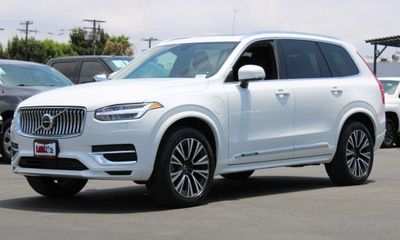 2021 Volvo XC90 Momentum