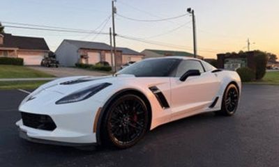 2015 Chevrolet Corvette Stingray 2LZ W