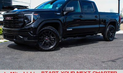 2025 GMC Sierra Elevation