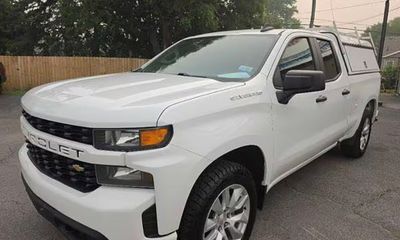 2022 Chevrolet Silverado LTD Custom