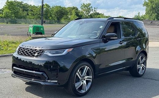 2026 Land Rover Discovery P360 Dynamic SE
