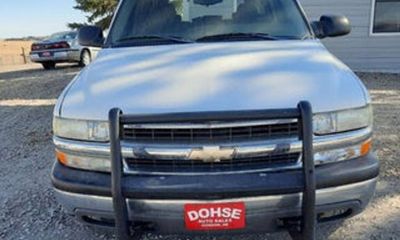 2005 Chevrolet Suburban 2500 Fleet