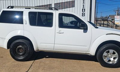 2012 Nissan Pathfinder S