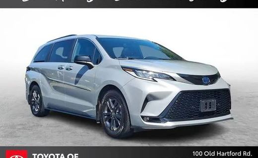 2024 Toyota Sienna XSE