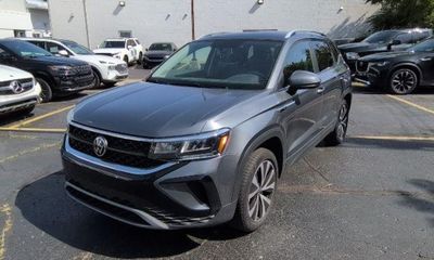 2022 Volkswagen Taos 4Motion SE