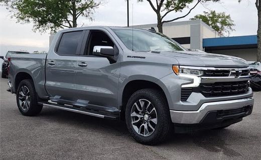 2023 Chevrolet Silverado LT