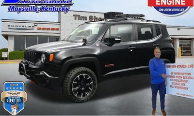 2023 Jeep Renegade Trailhawk