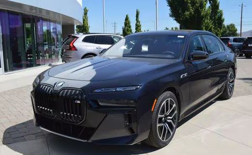 2024 BMW I7 M70